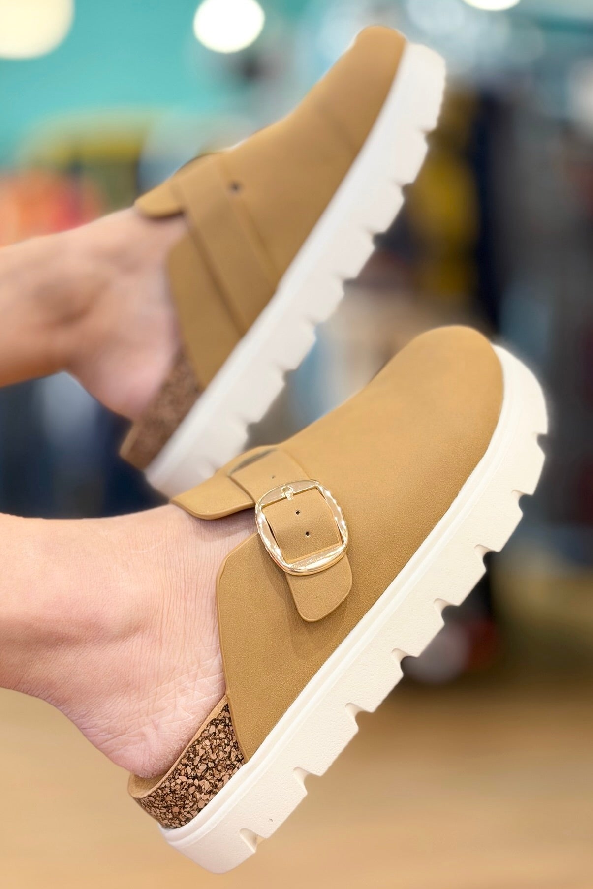 Chunky Lug Sole Clog - Tan