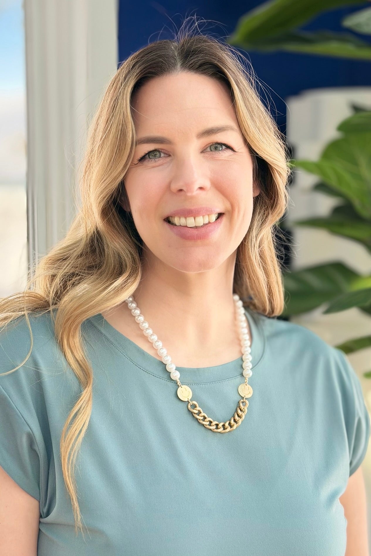 Pearls & Smiles Chain Necklace