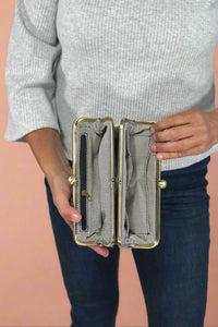 Karen Kiss Lock Clutch - Navy
