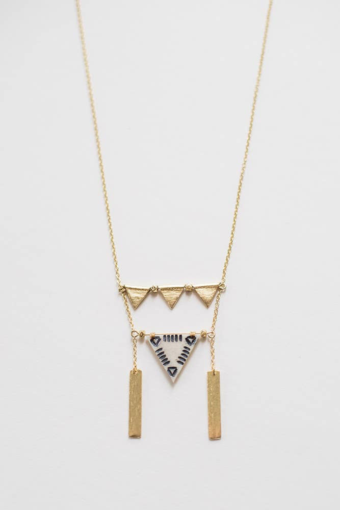 Oblique Triangle Necklace