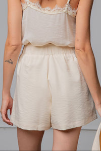 High Waisted Pleated Shorts - Ivory