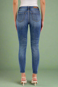 Mid Rise Ankle Skinny C258