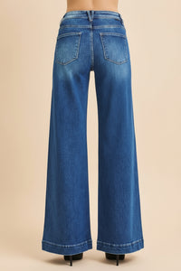Mid Rise Wide Patch Pocket Jeans R11