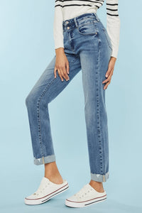 High Rise Slim Straight Jeans KC03