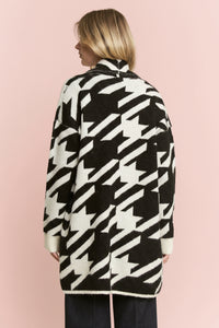 Giant Houndstooth Oversized Cardigan - Black