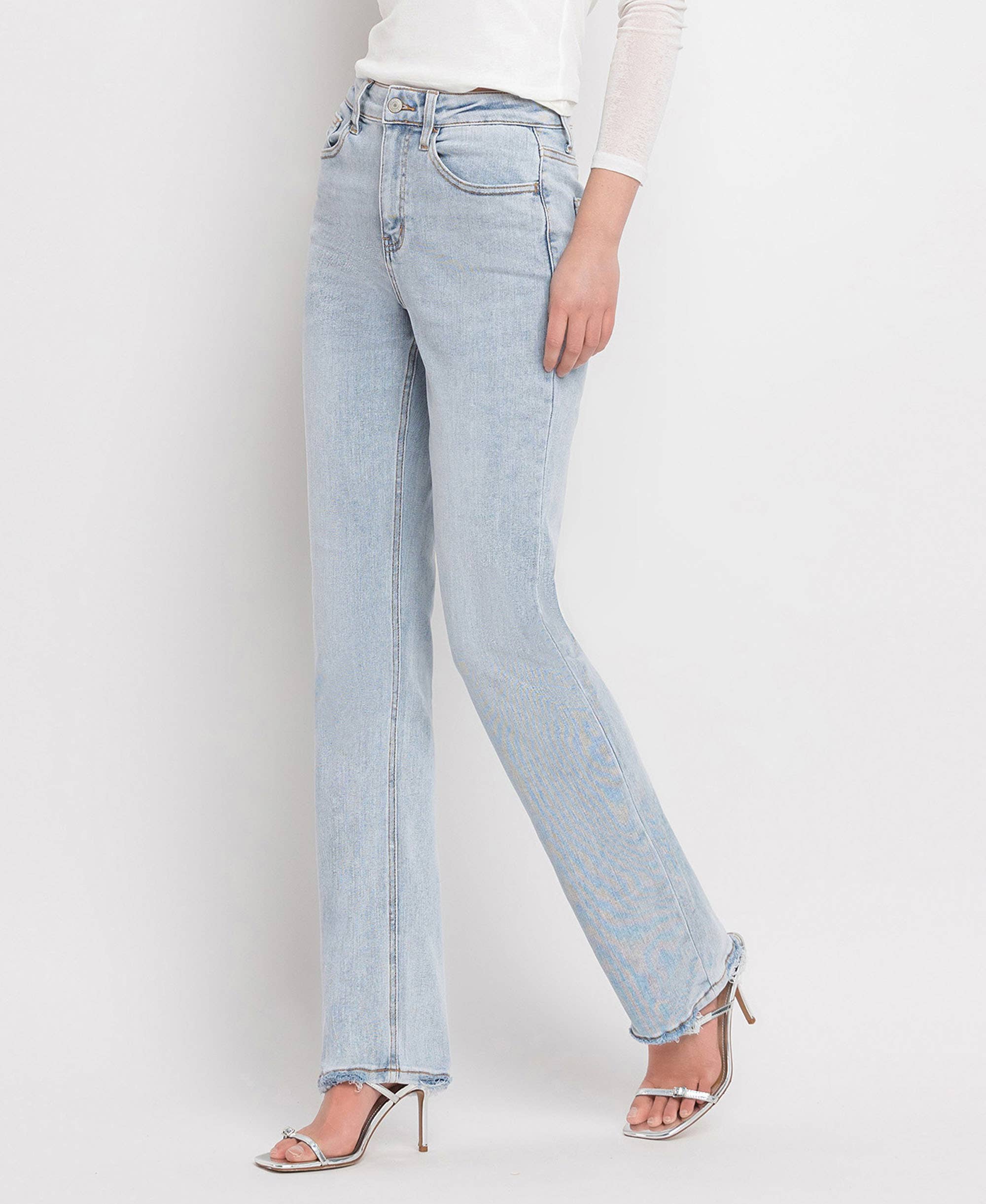 90's Vintage Super High Rise Straight Jeans - LV30 Light Wash