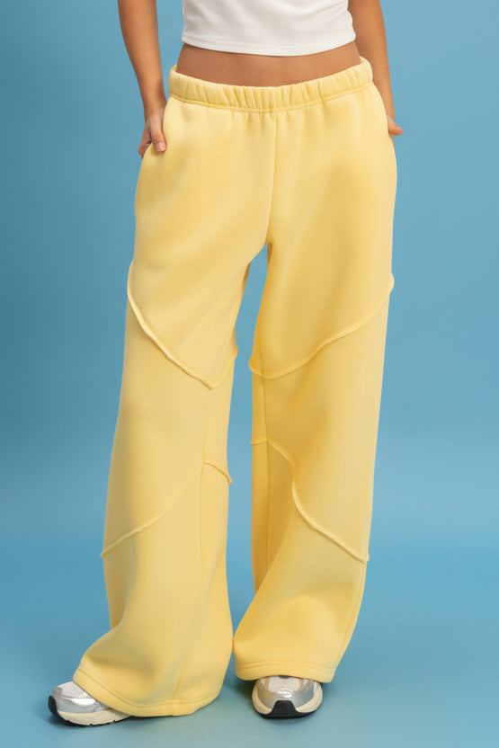 Relaxed Fit Jogger Pants - Eggnut