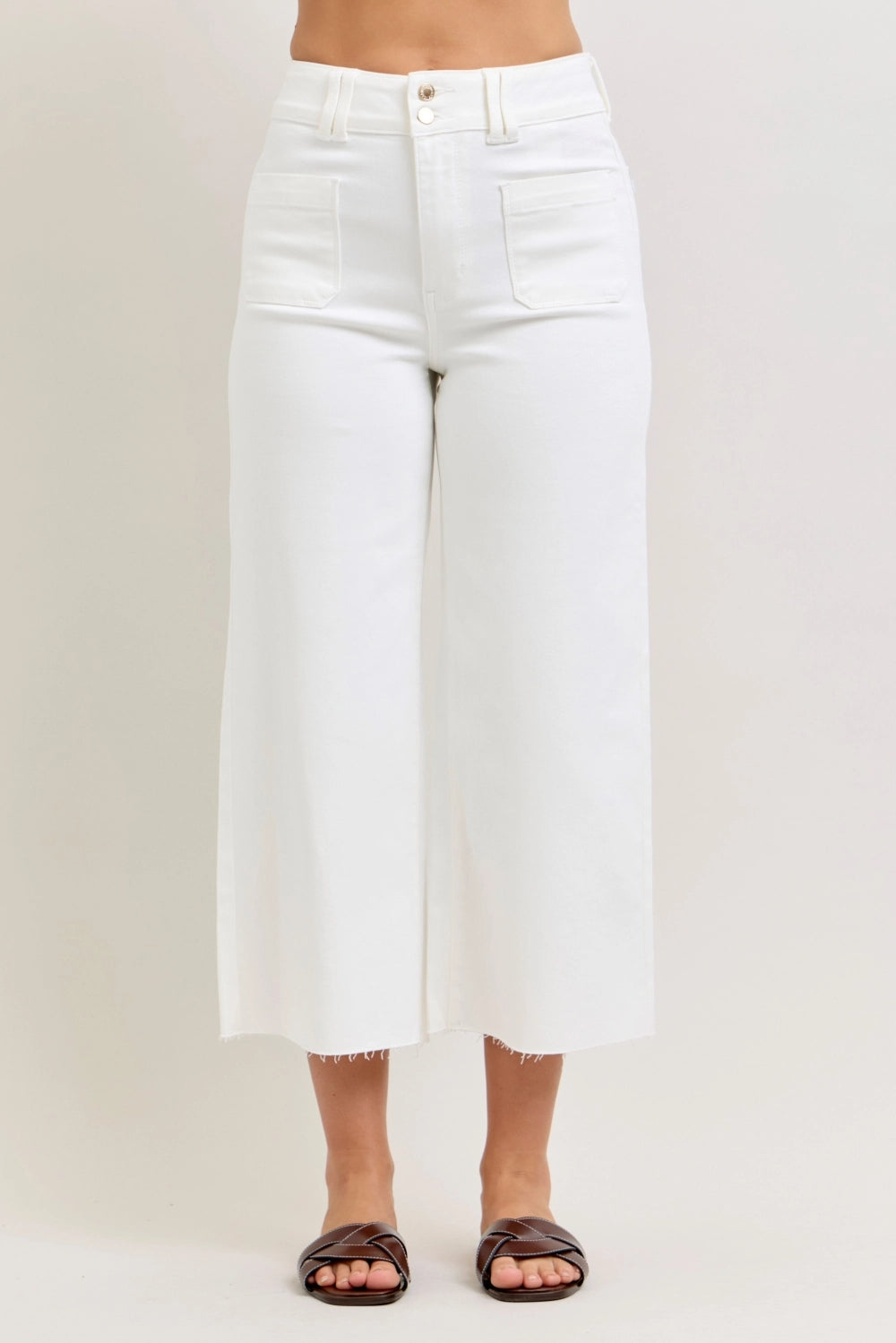 Hw Wide Crop White - JB04