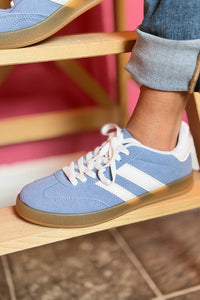 Colorful Suede Sneakers - Blue