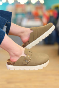 Chunky Lug Sole Clog - Dark Taupe