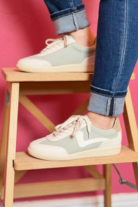 The Kyla - Denim Classic Low Top Sneaker