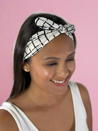 Knotted Wire Bow Headband – White