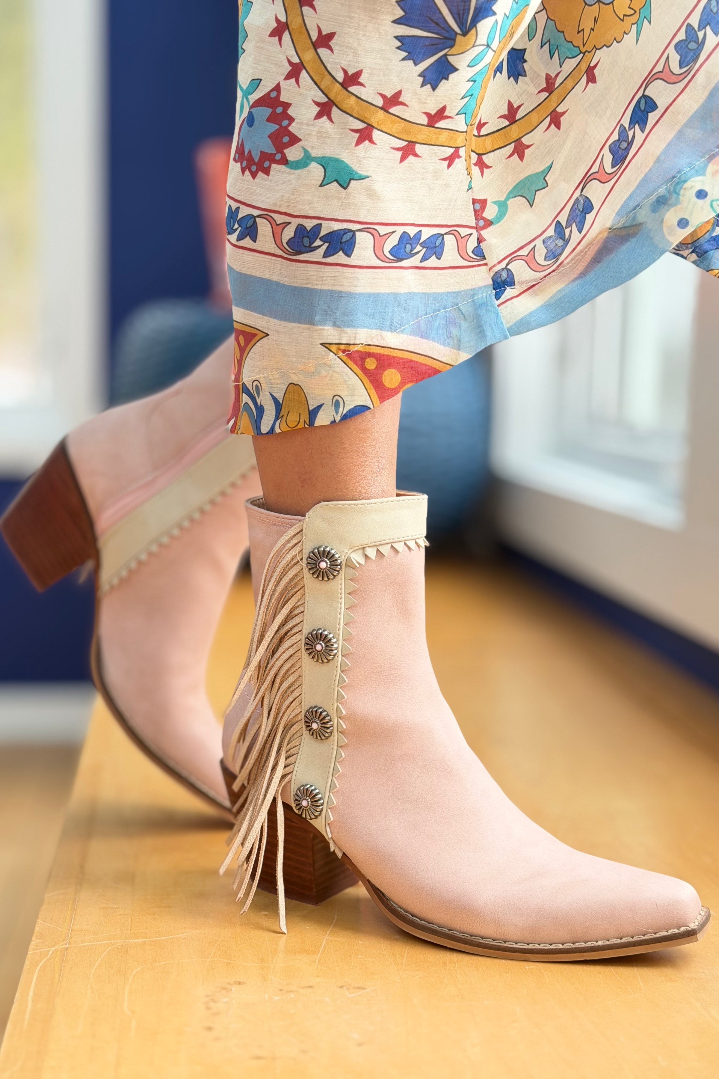 Gizelle Western Fringe Bootie - Pink