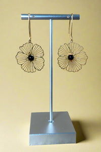 La Naturelle Black Agate Flower Earrings