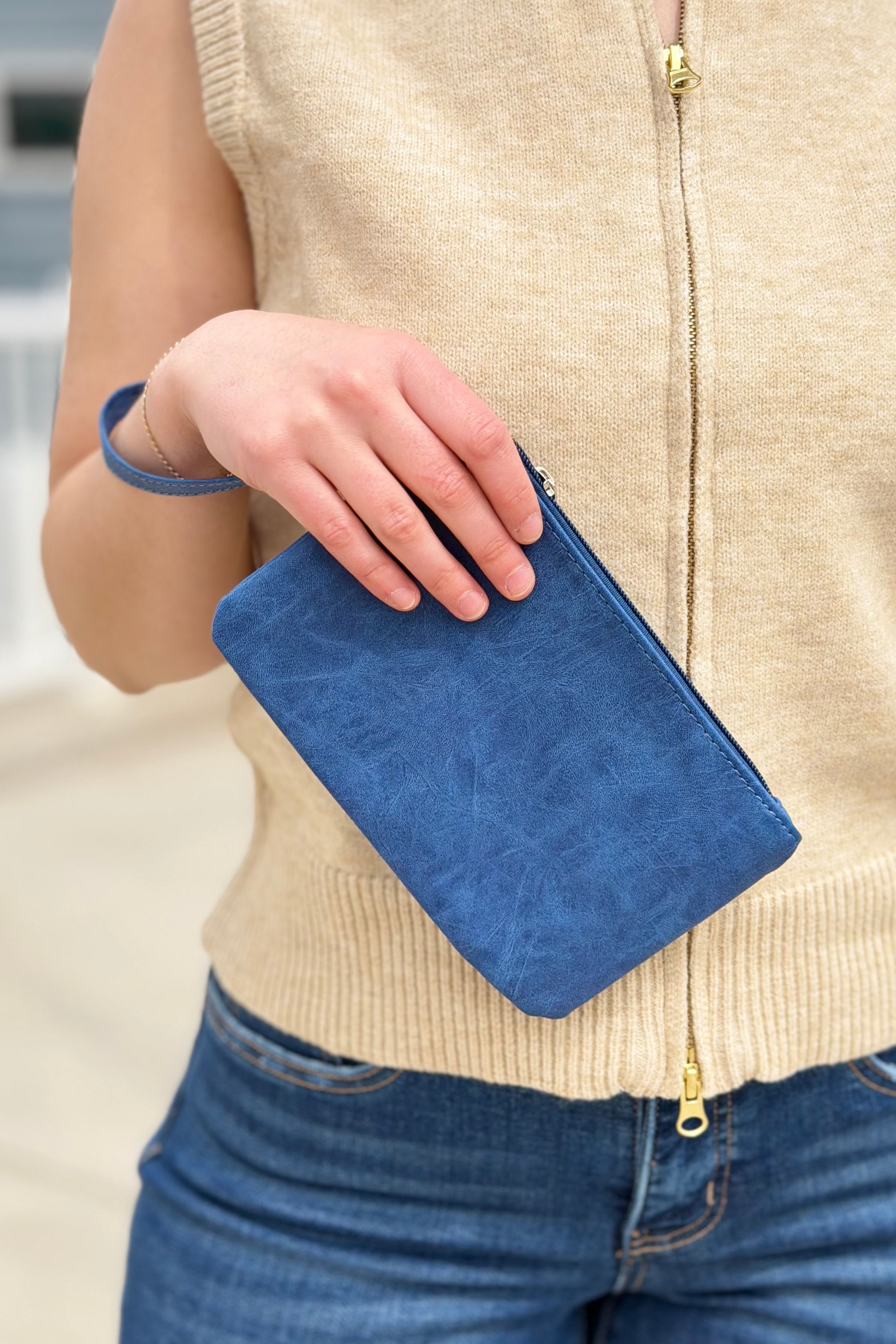 Vibrant Compact Wristlet - Navy