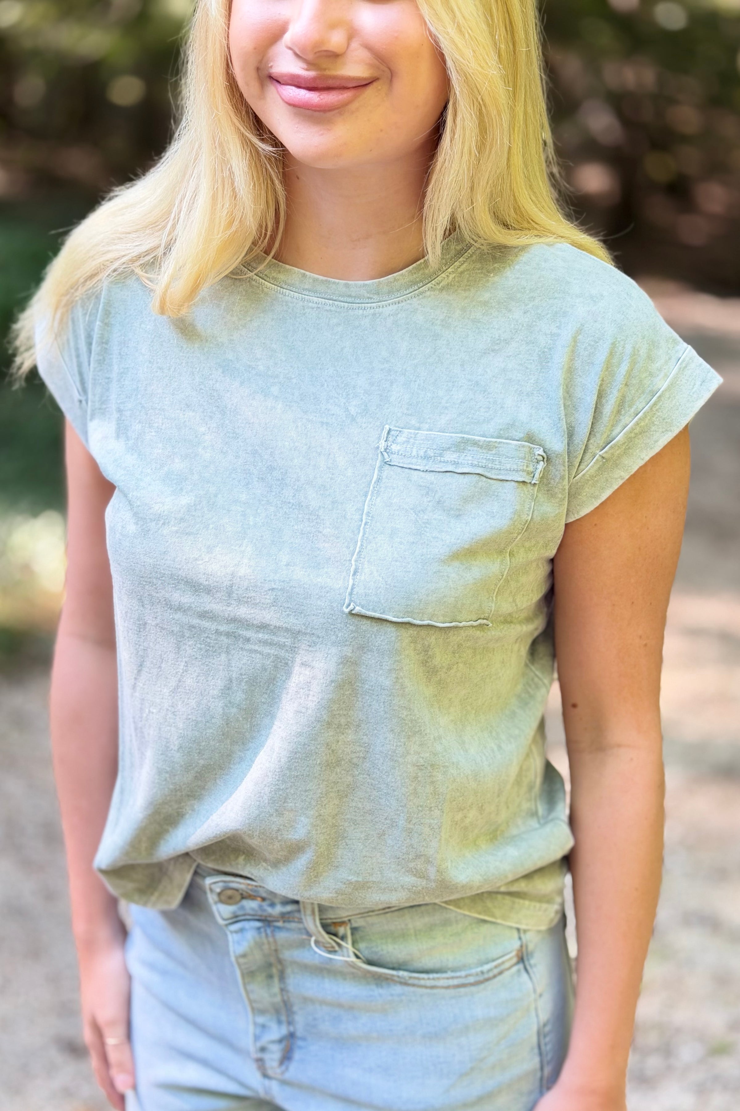 Snow Washed Cuffed Tee - Grey