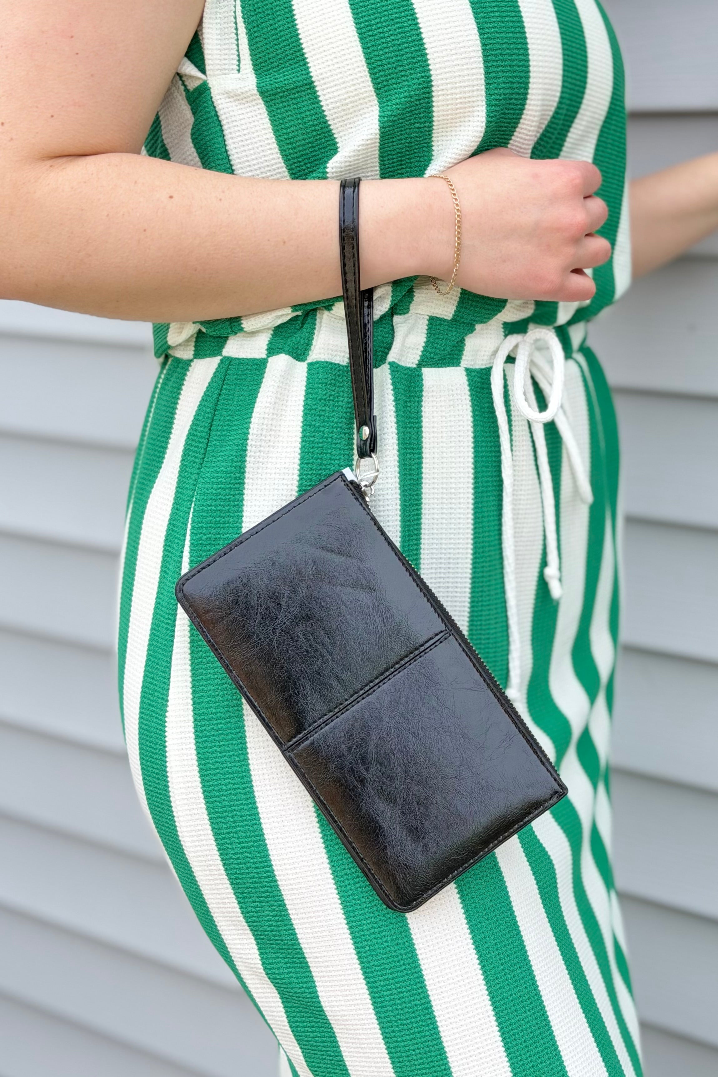 Vegan Leather Wristlet Wallet - Black