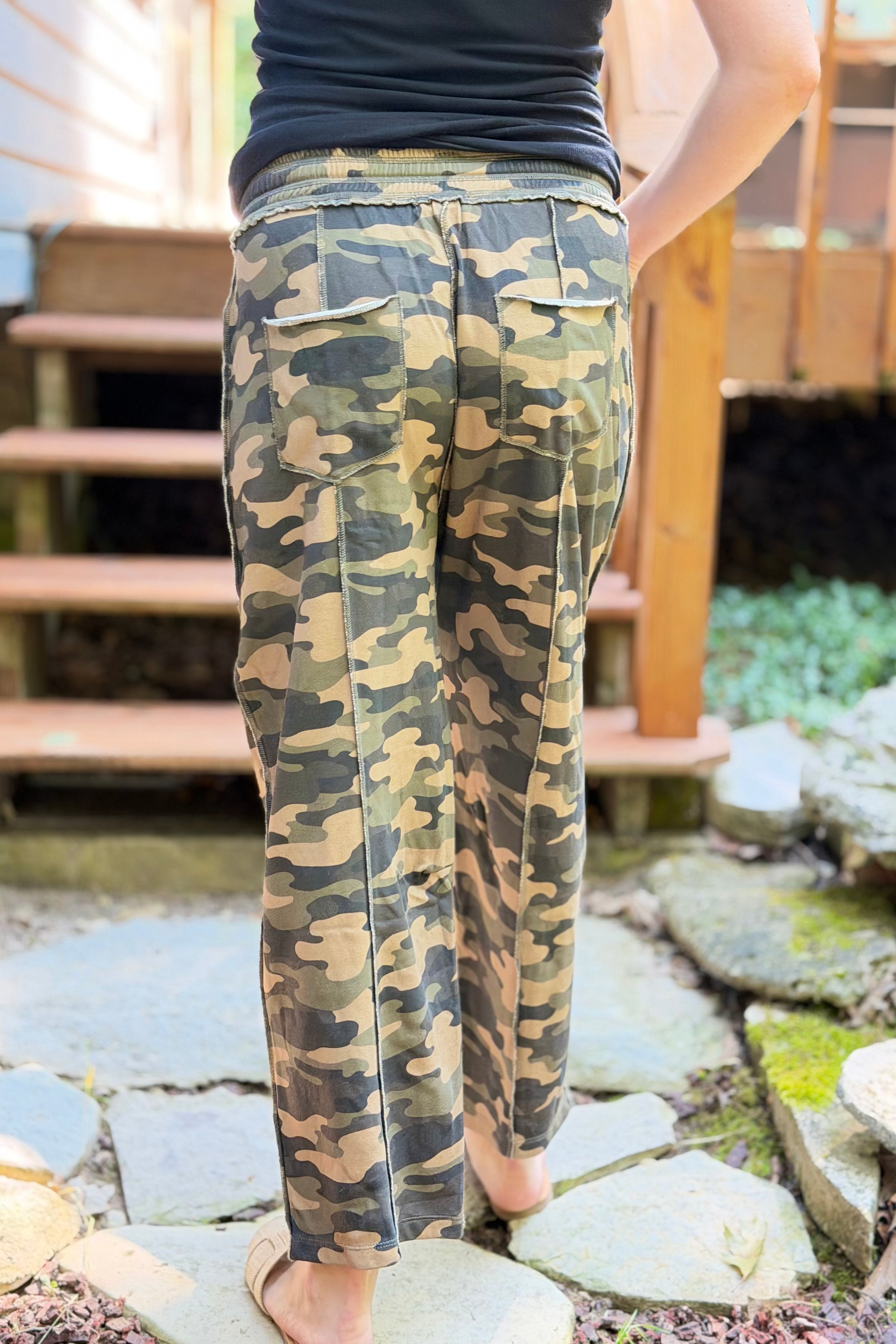 Barrel Fit Utility Pants - Camouflage