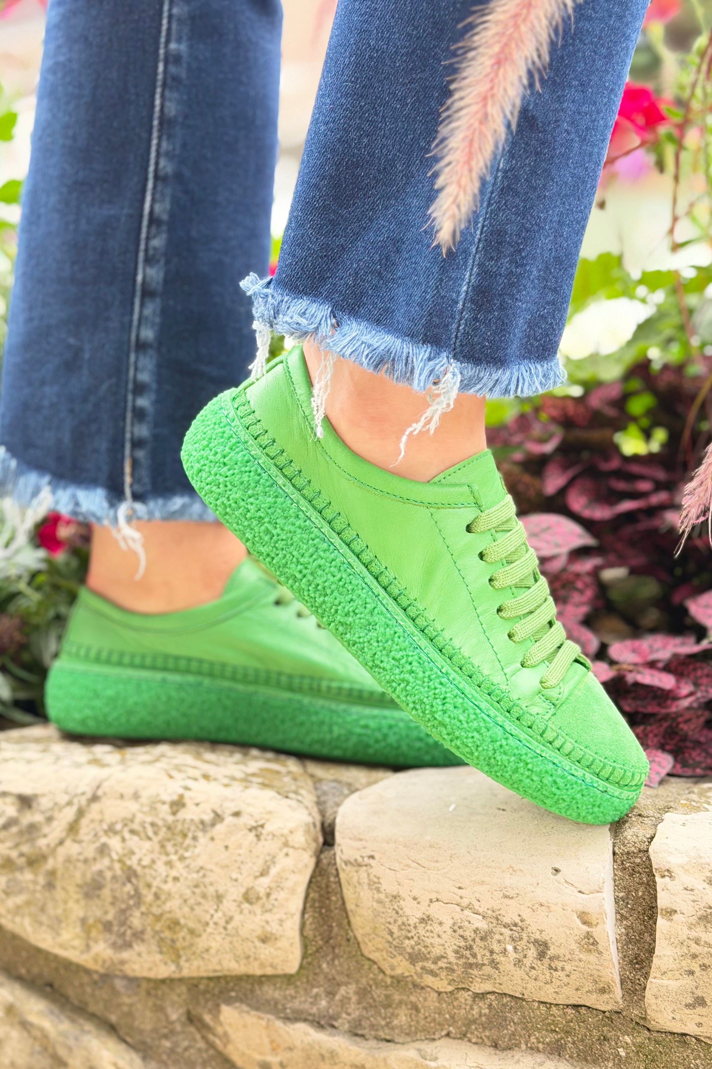 Aimee Solid Color Leather Sneaker - Green