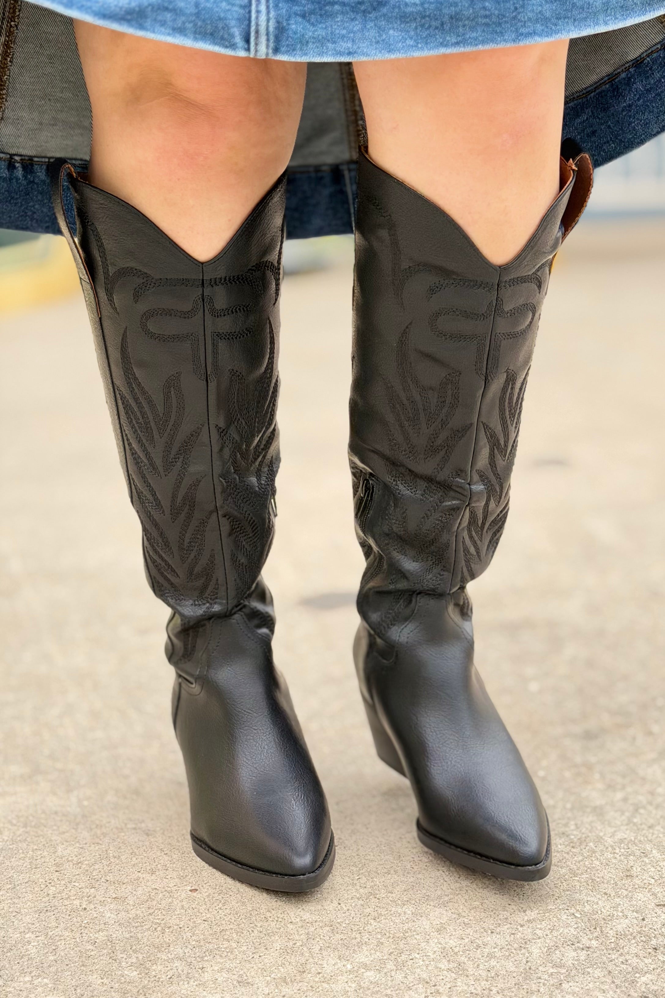 Samara Embroidered Western Boot