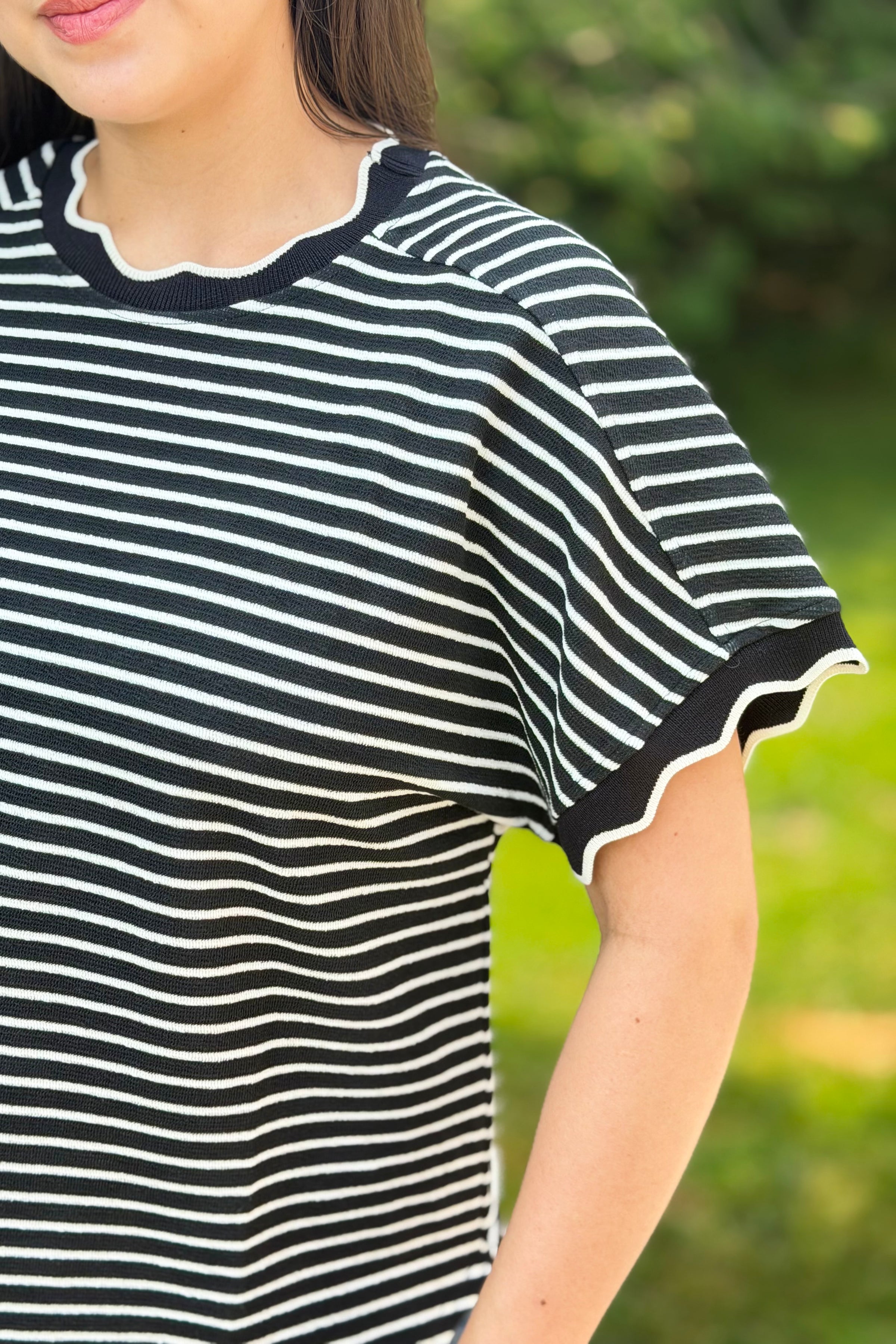 Scallop Trim Stripe Top - Black