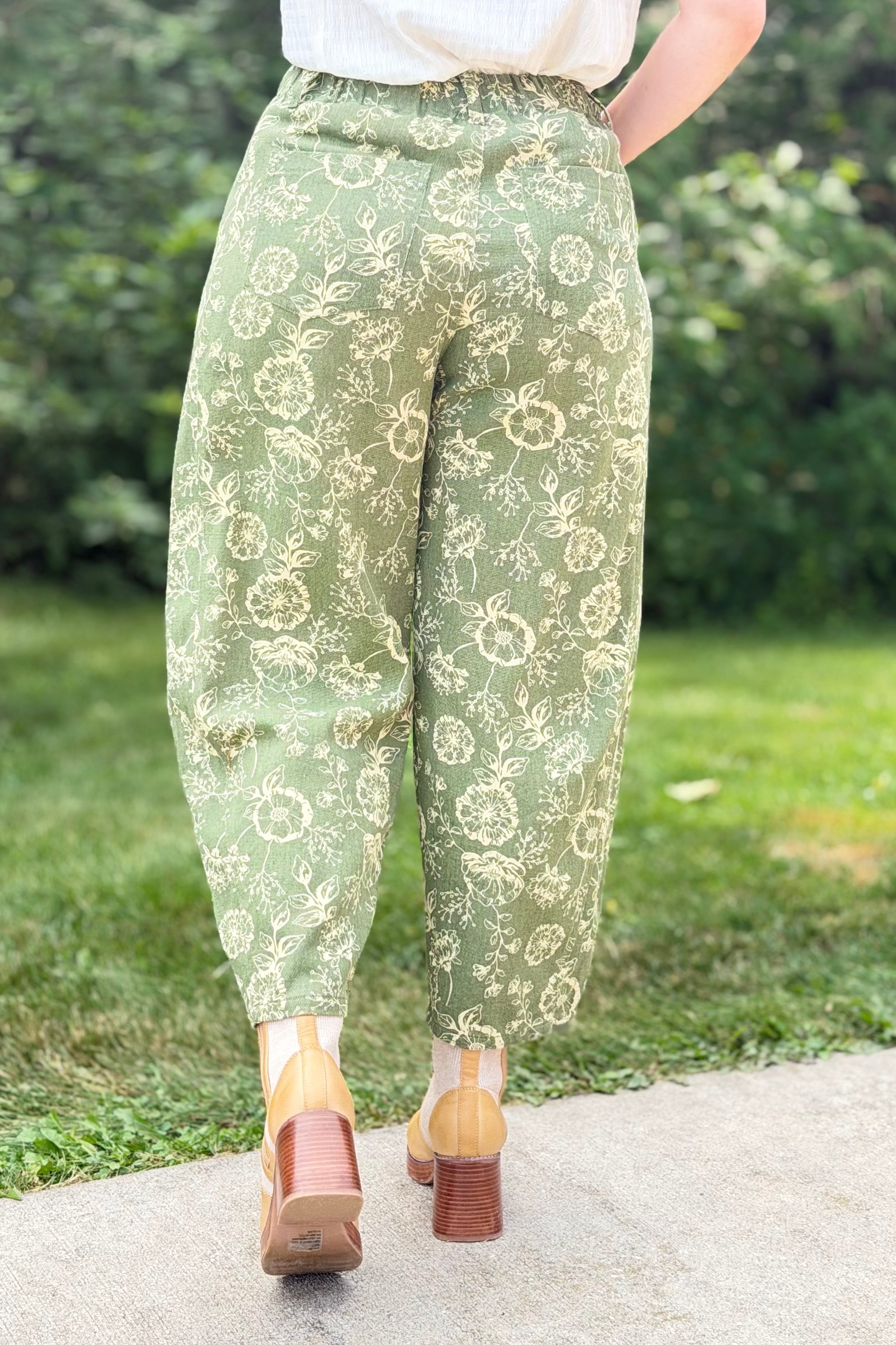 Floral Cropped Pants - Sage