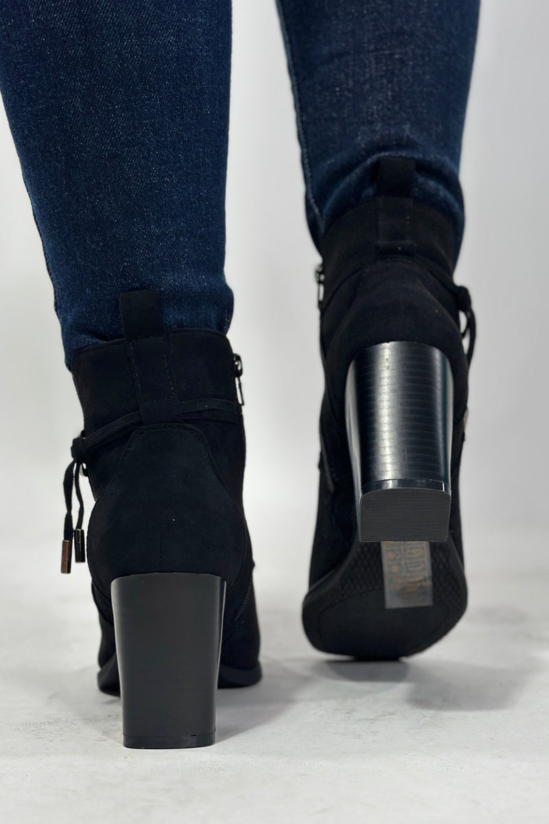 Cammy Heel Bootie - Black