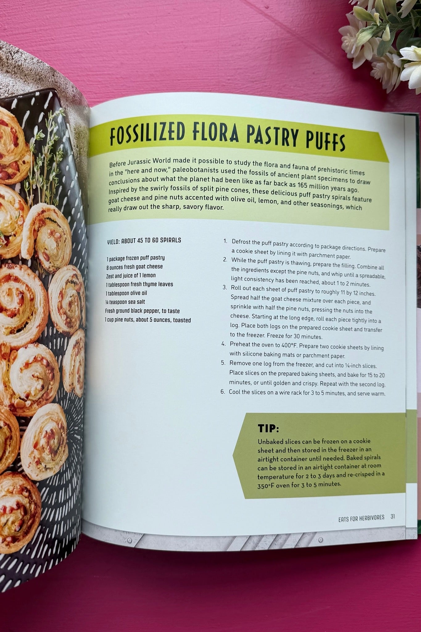 Jurassic World: The Official Cookbook