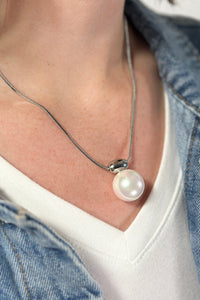 Pearl Pendant Necklace - Silver