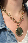 Chain Necklace With Abstract Pendant - Gold