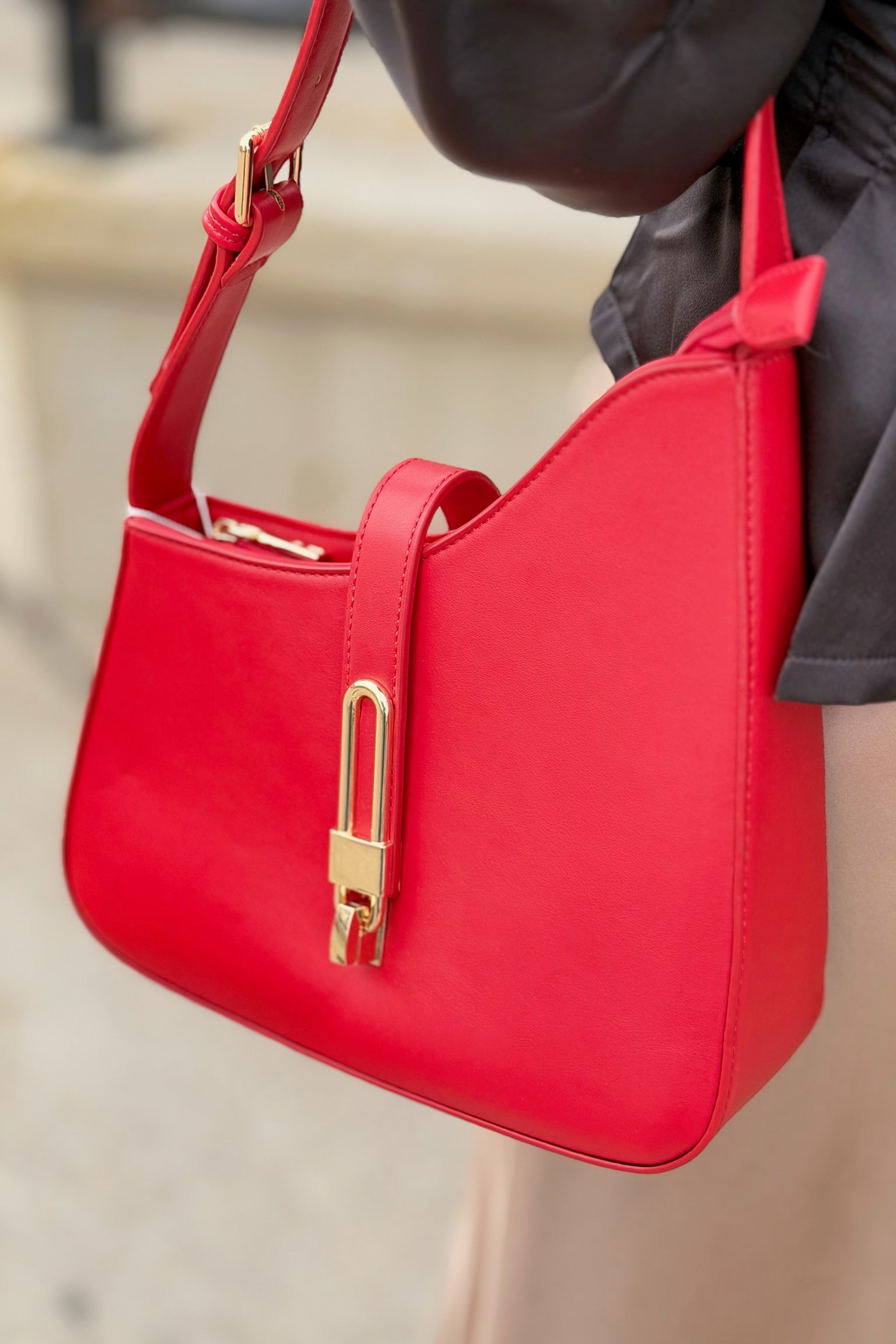Havana Asymmetrical Shoulder Bag - Cherry
