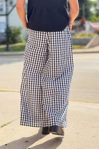 Gingham Smocked Waist Pants - Black