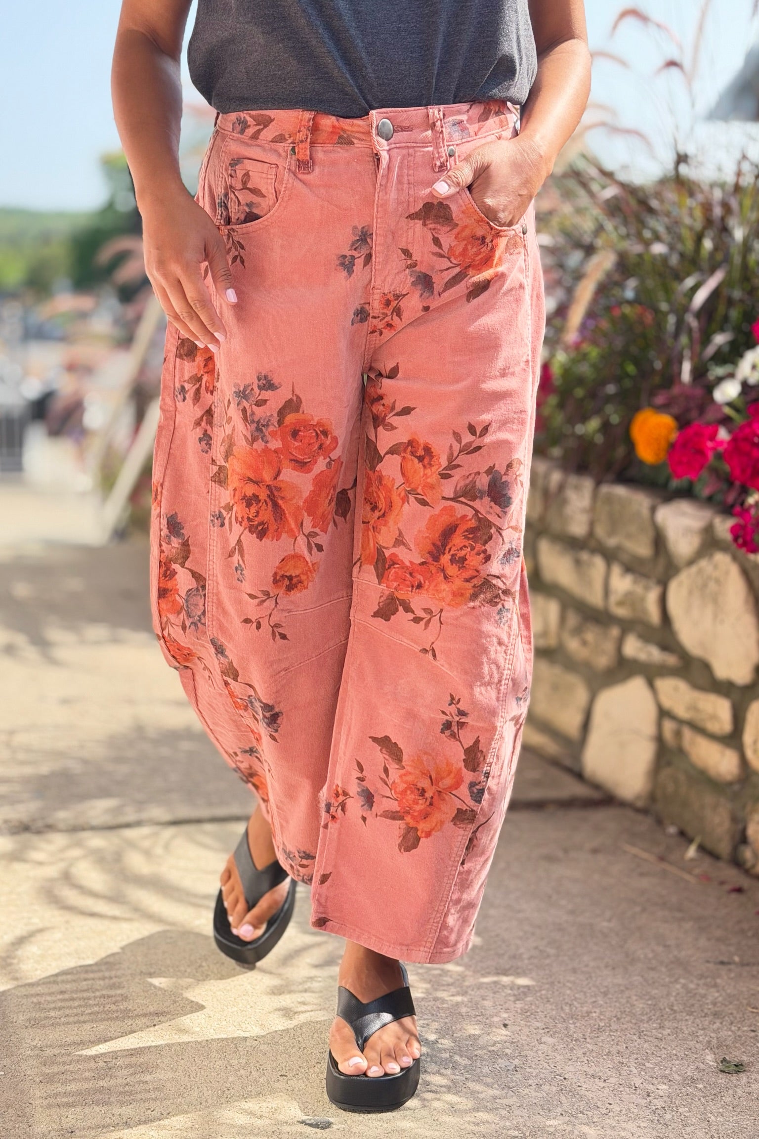 Corduroy Floral Barrel Pants - Rose