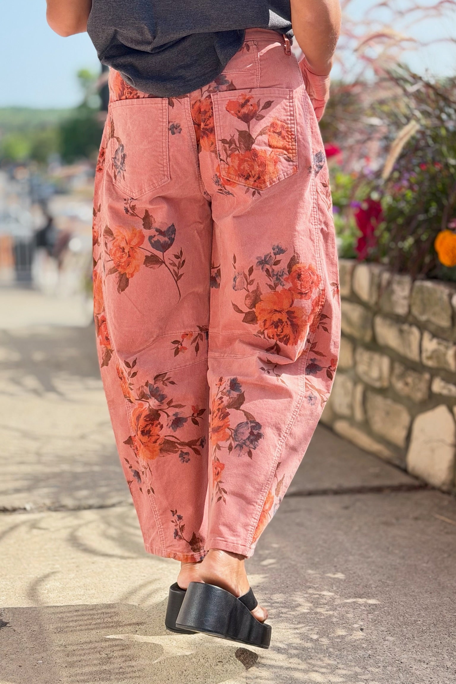 Corduroy Floral Barrel Pants - Rose