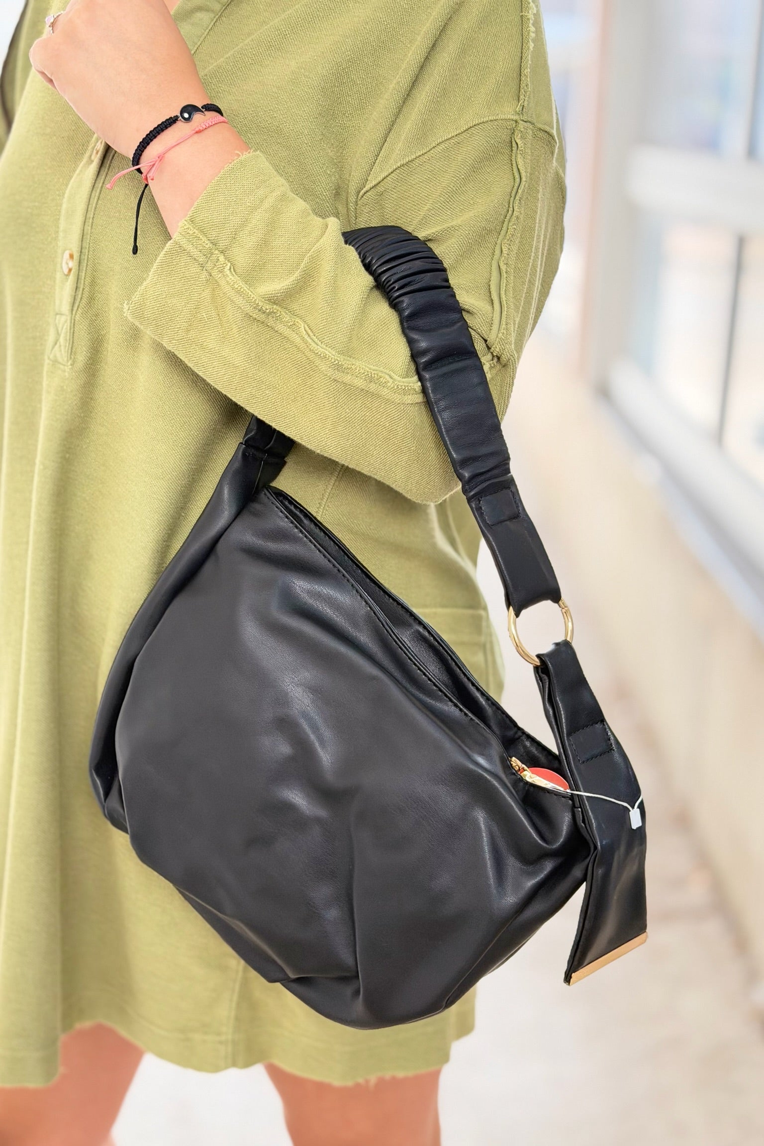 Jakarta Slouchy Shoulder Bag – Black