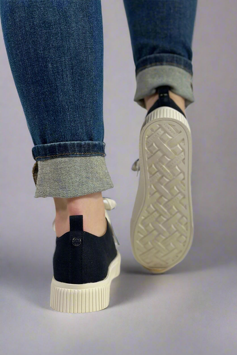 Gina Sneaker - Black
