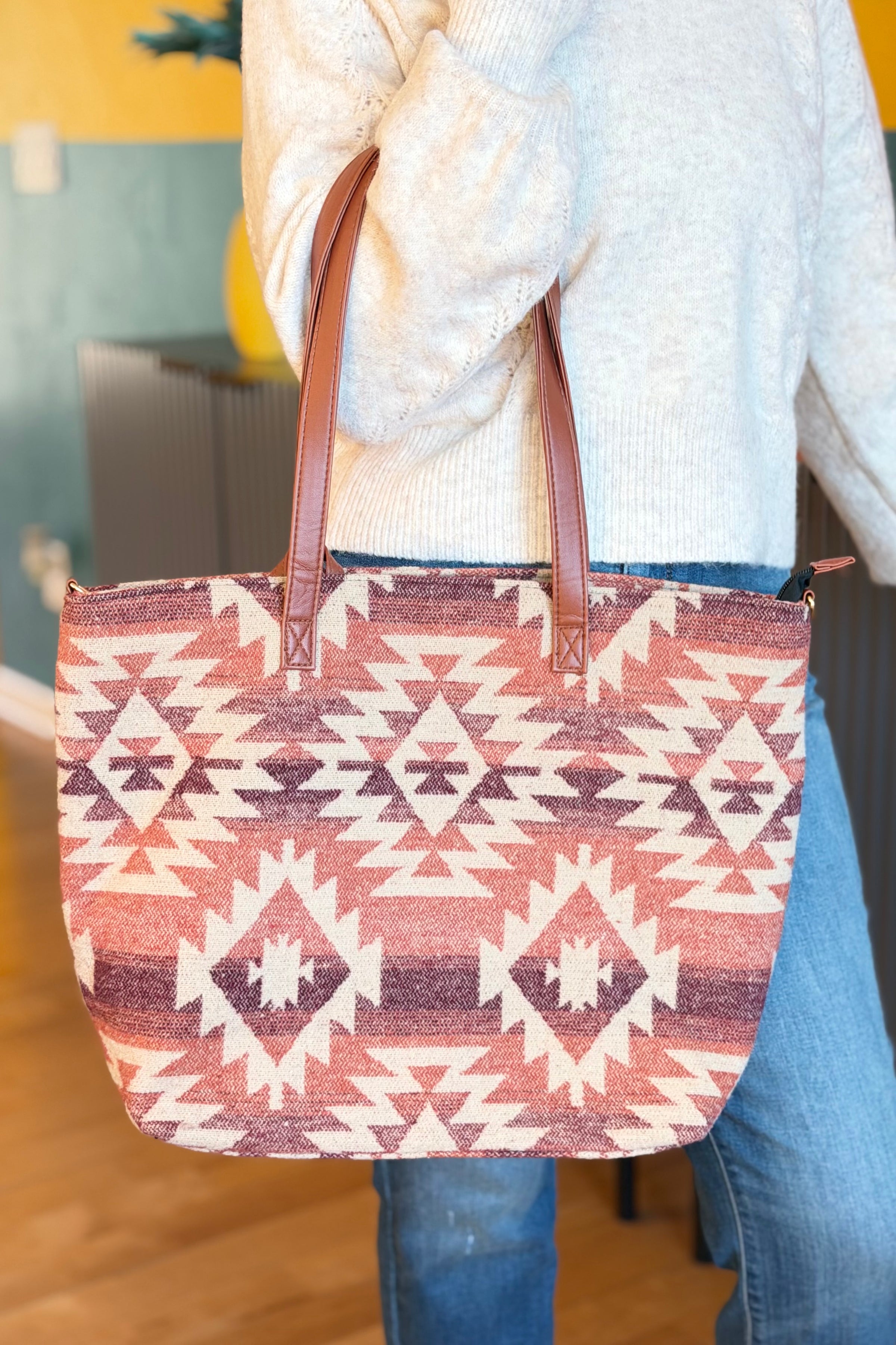 Western Weekend Tote - Rust
