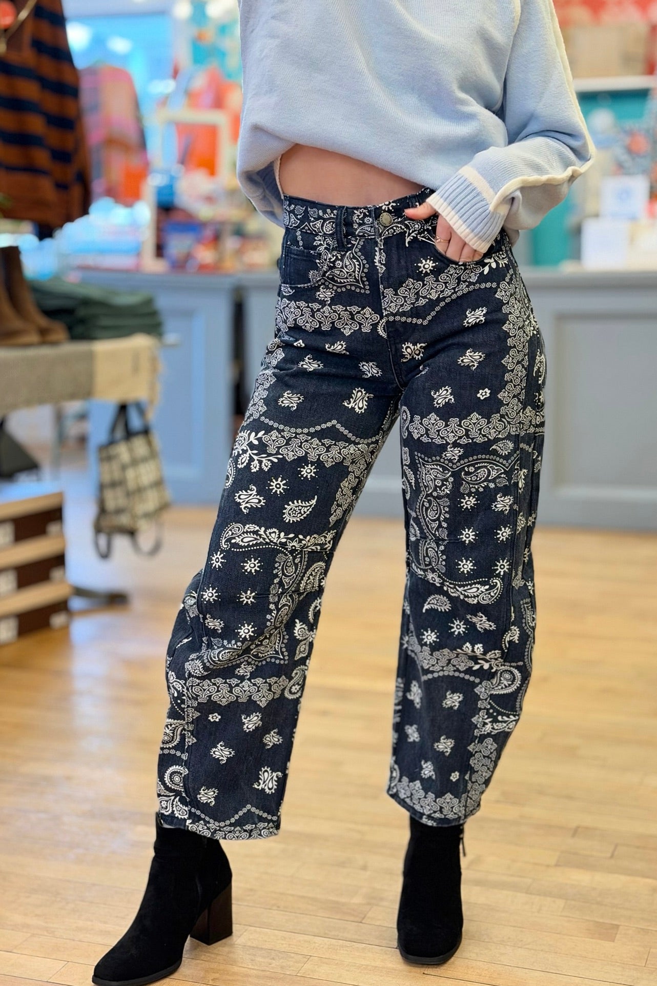 Paisley Printed Denim Pants - Blue