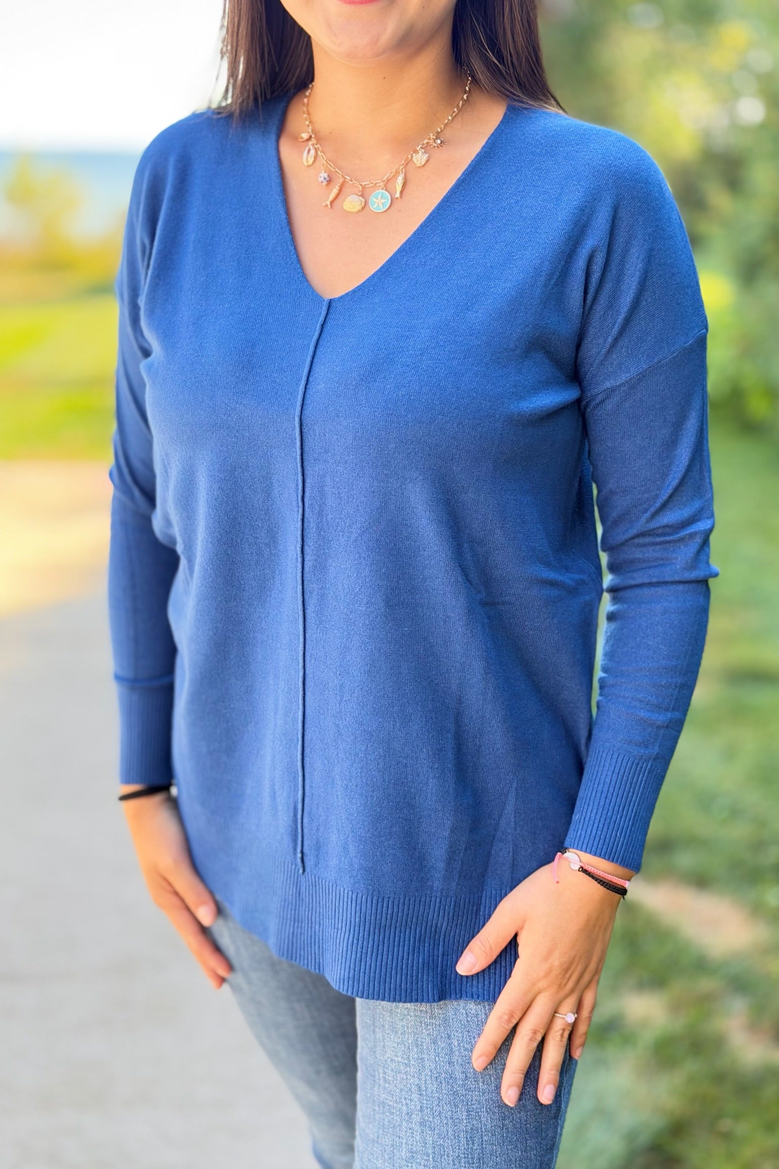 Dreamer V-Neck Sweater - Navy