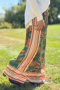 Border Print Wide Leg Pants - Green
