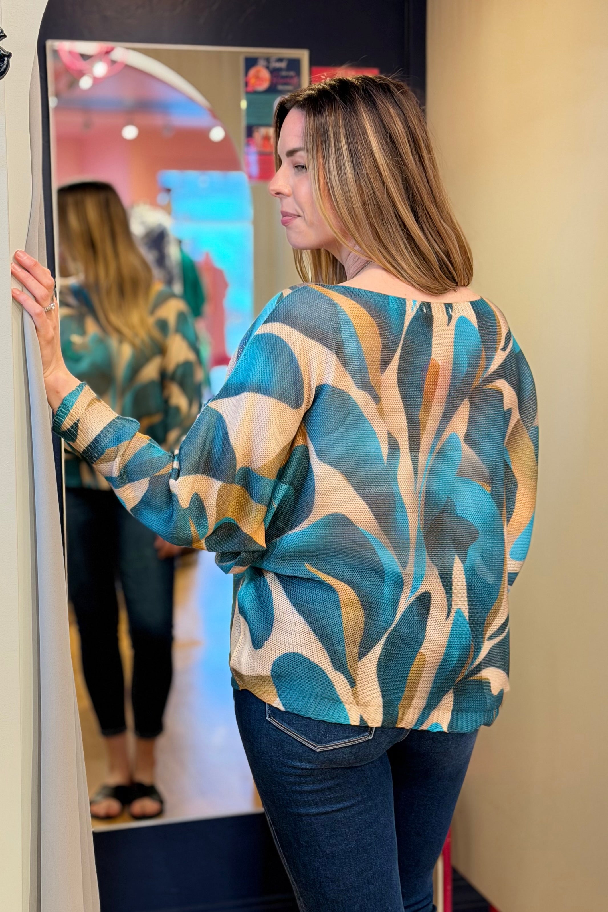 Vilet Round Neck Knit Printed Sweater