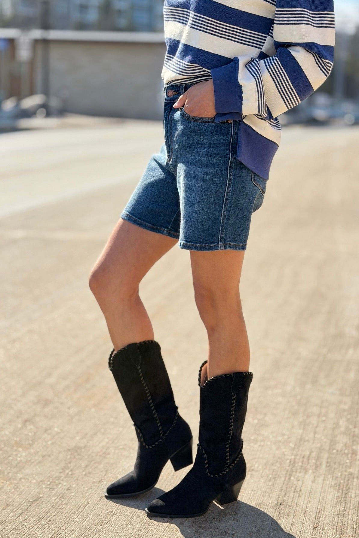 High Waisted 2 Button Mid Length Dad Shorts