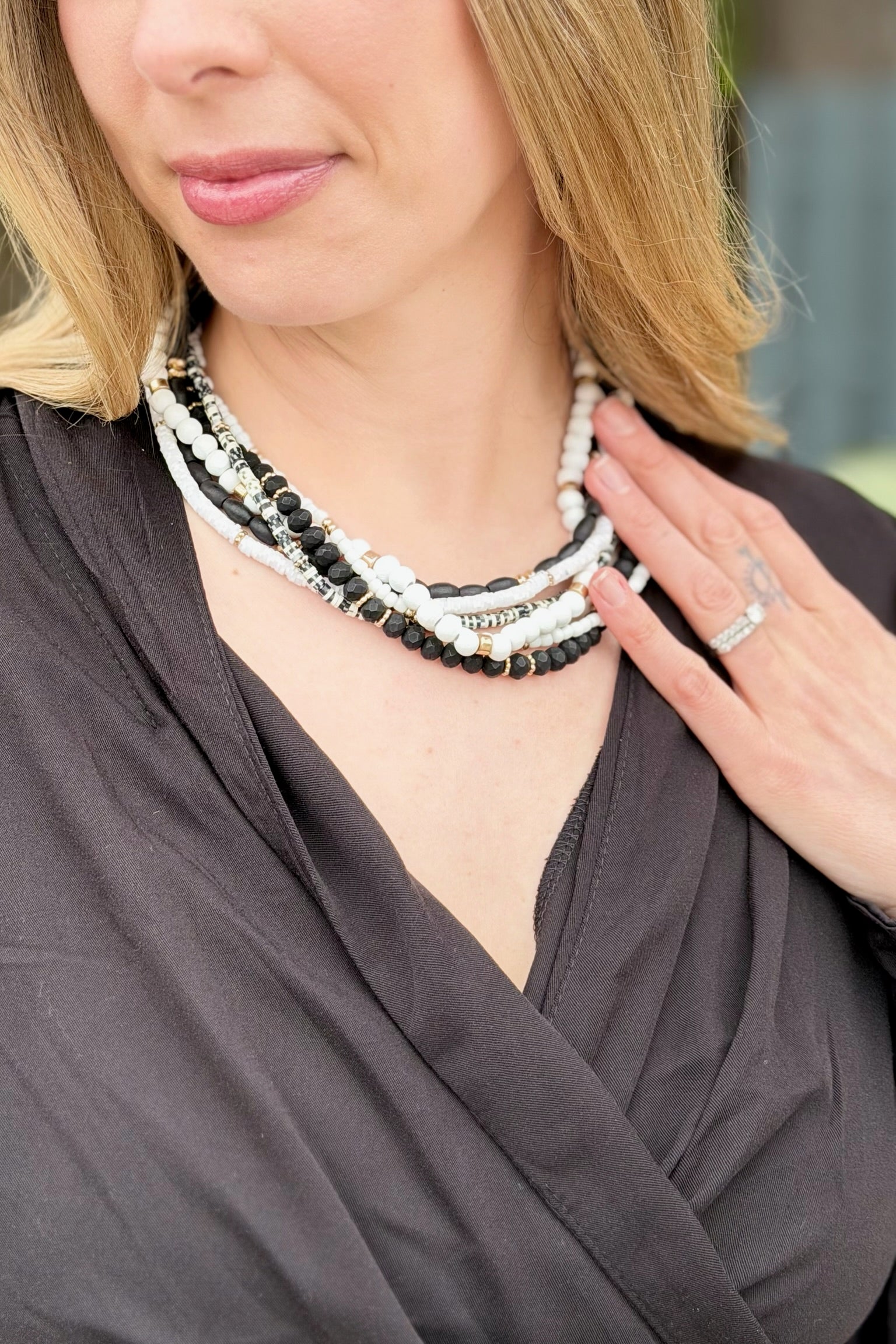 Alice Beaded Layered Necklace Black