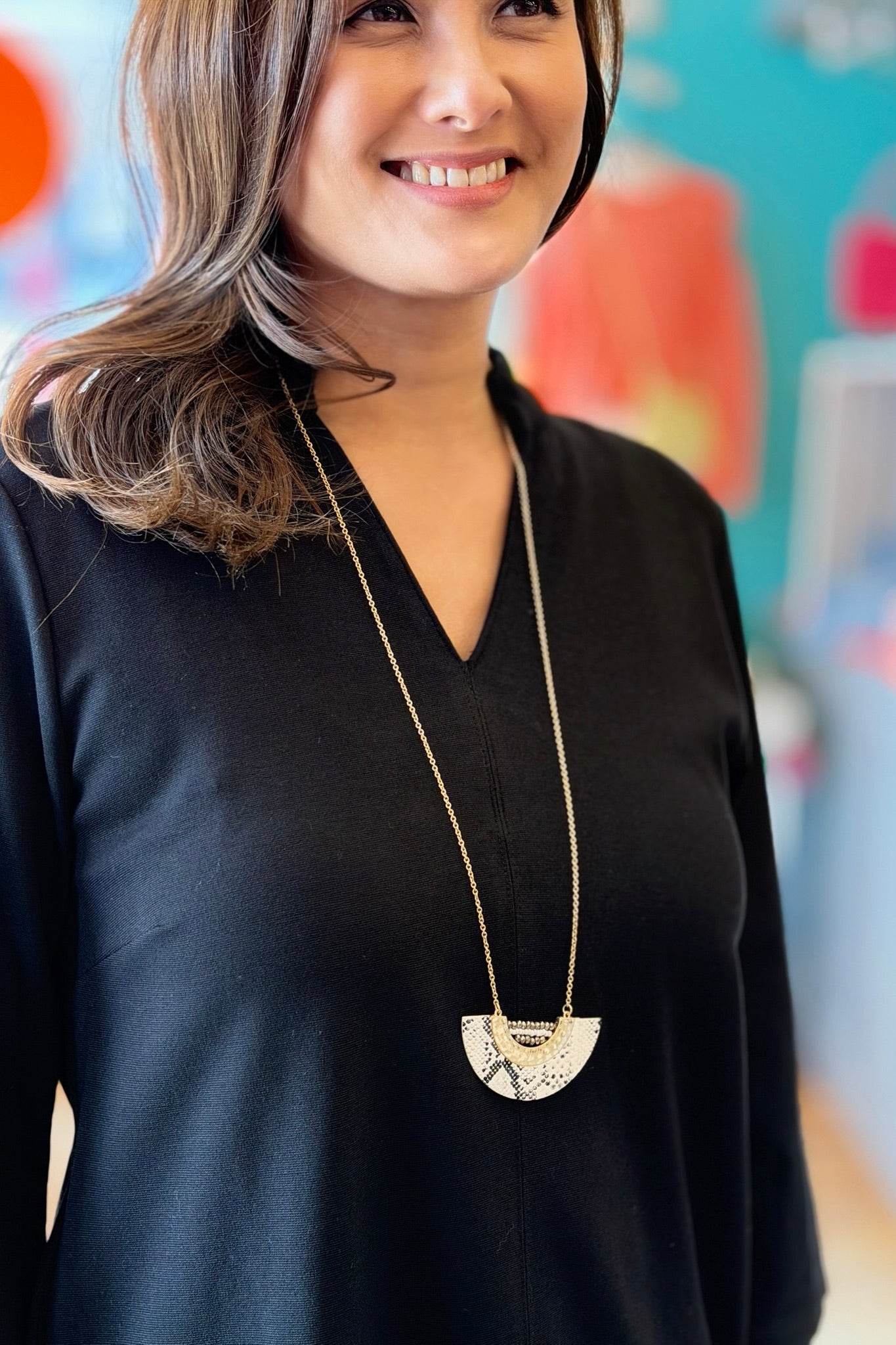 Snakeskin Pendant Necklace Gold