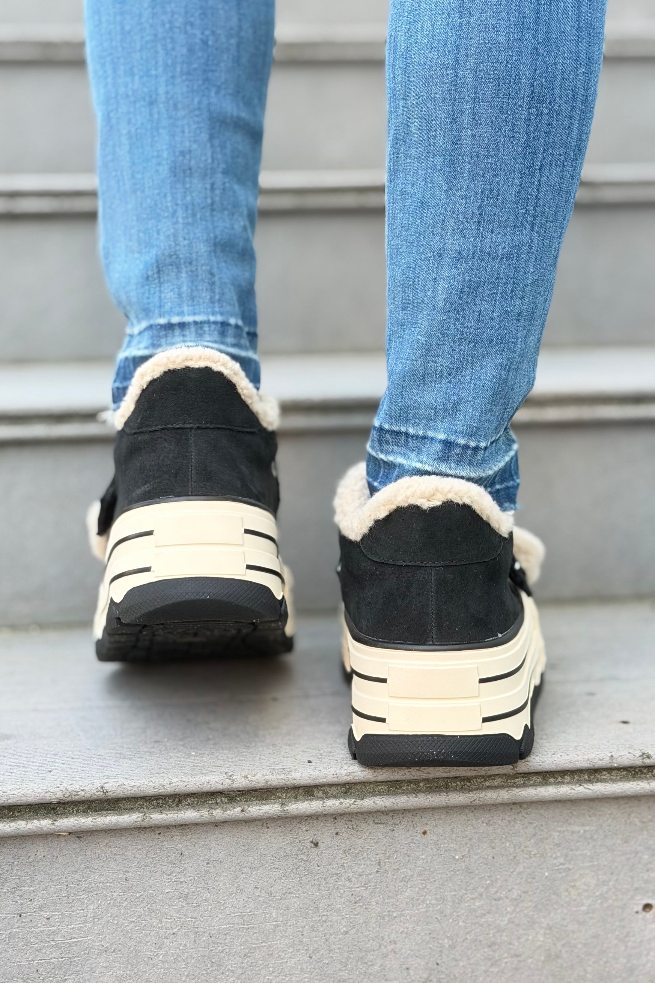 Glissane Wool & Suede - Black
