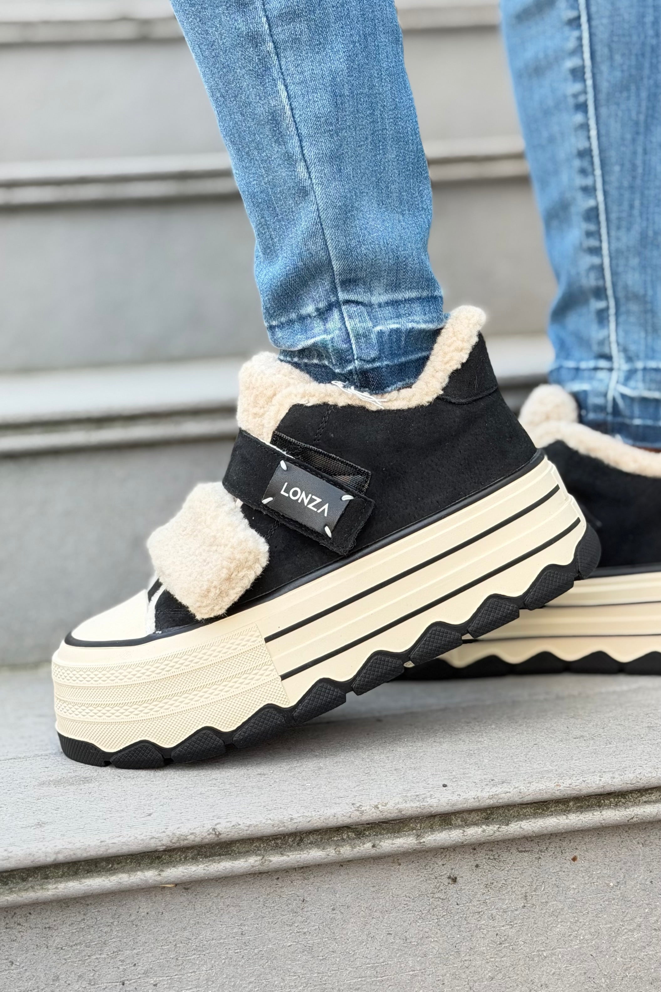 Glissane Wool & Suede - Black