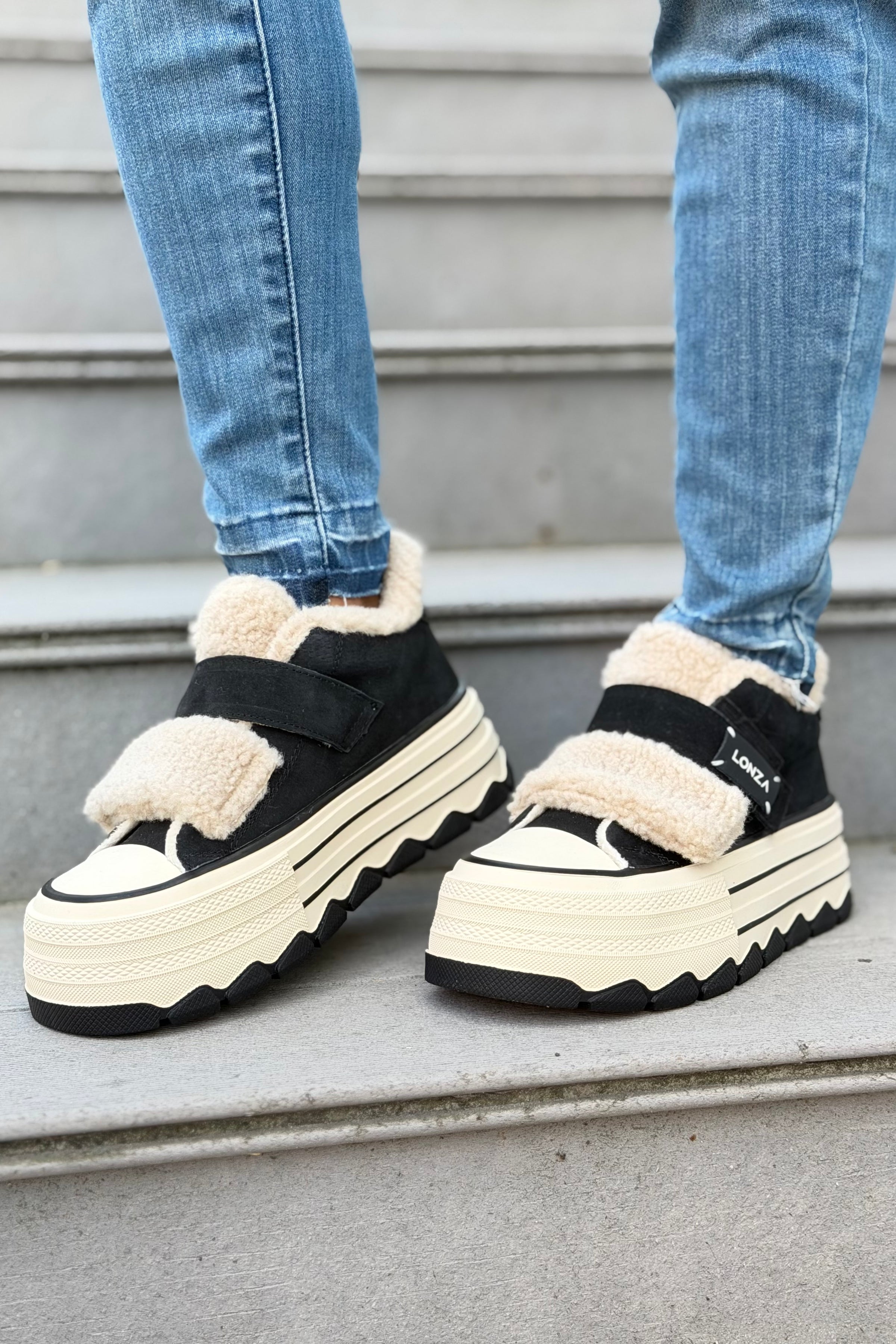 Glissane Wool & Suede - Black
