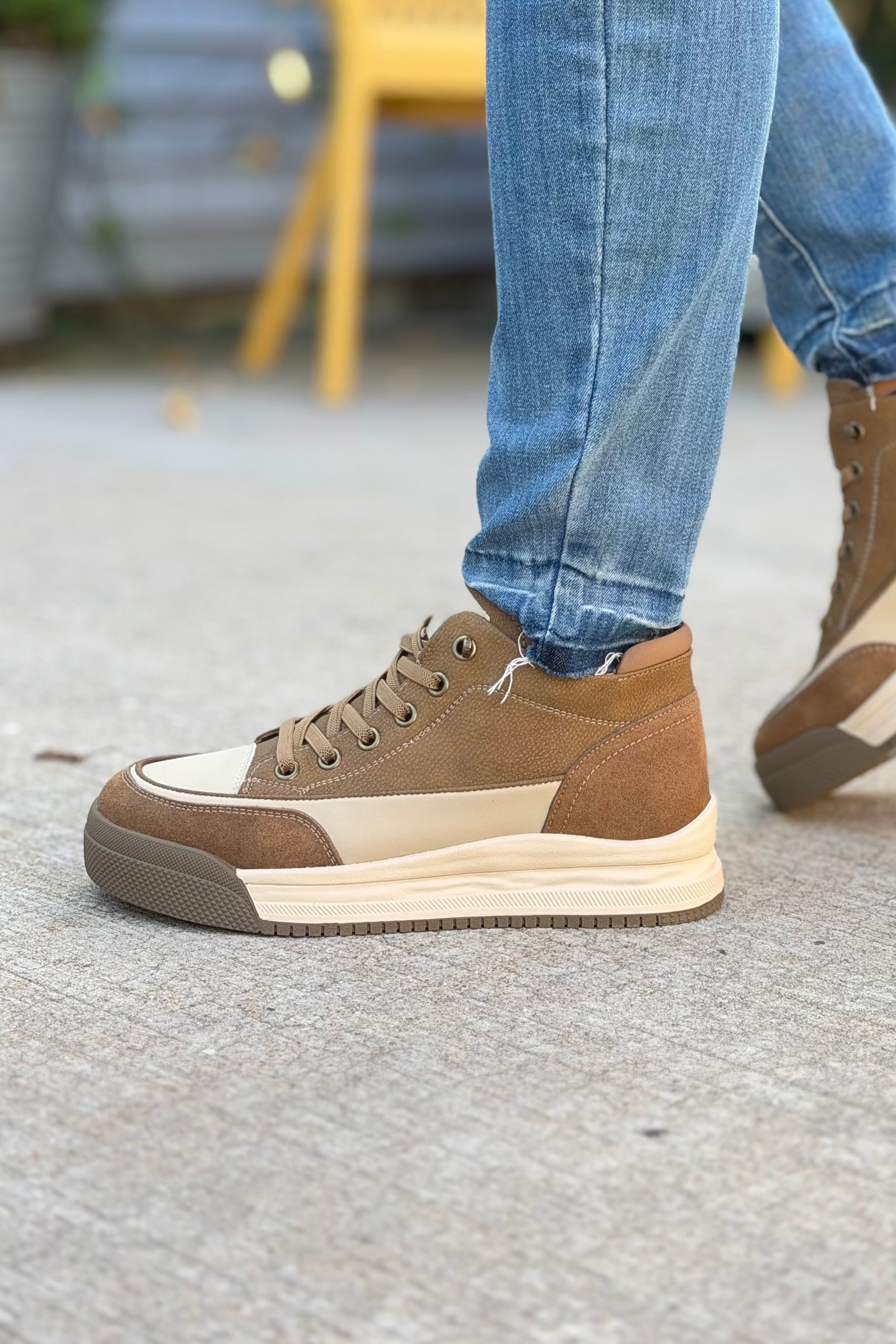 Bris Leather Sneaker - Brown