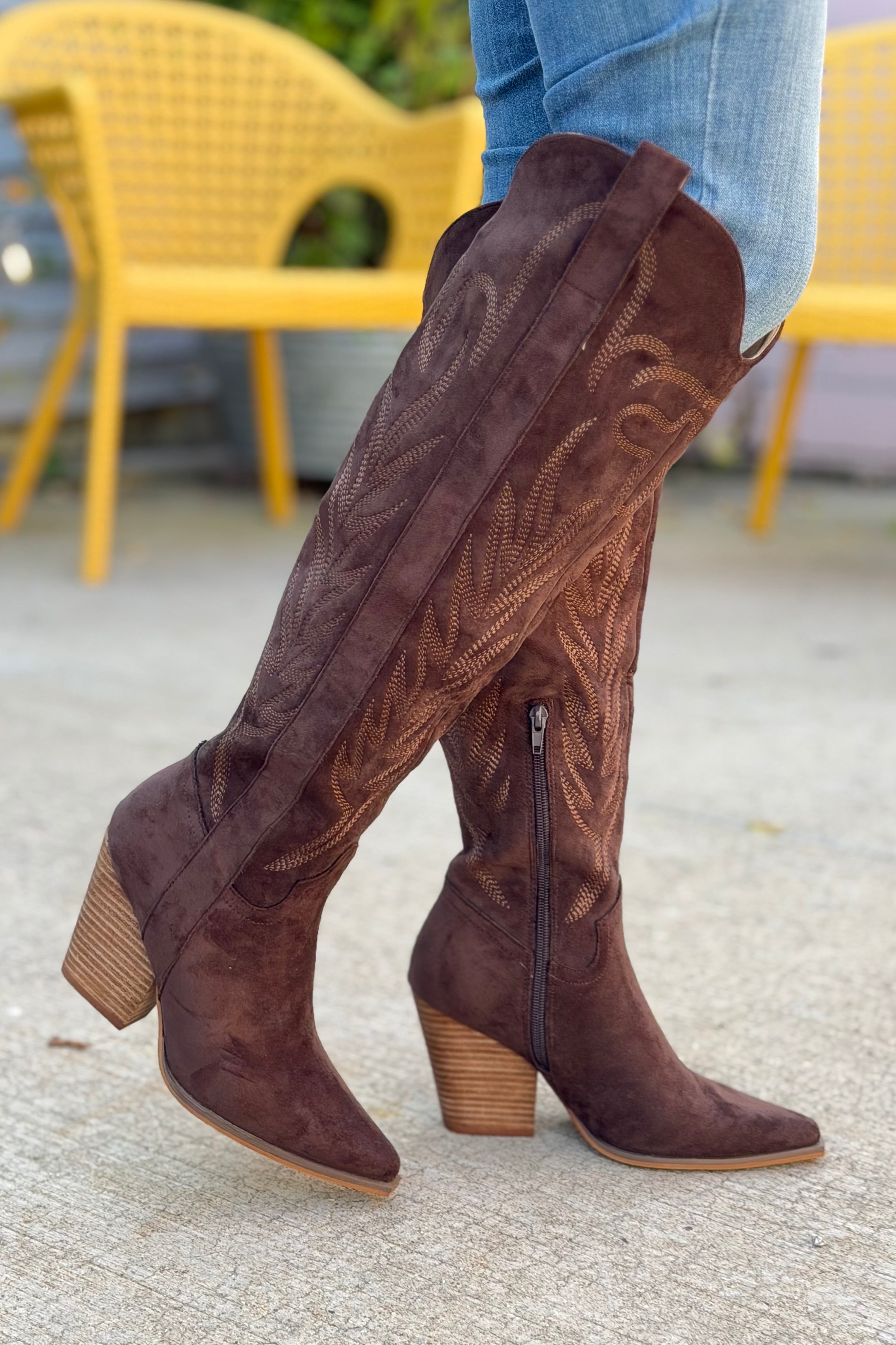 Bronco Knee High Western Boots - Coffee