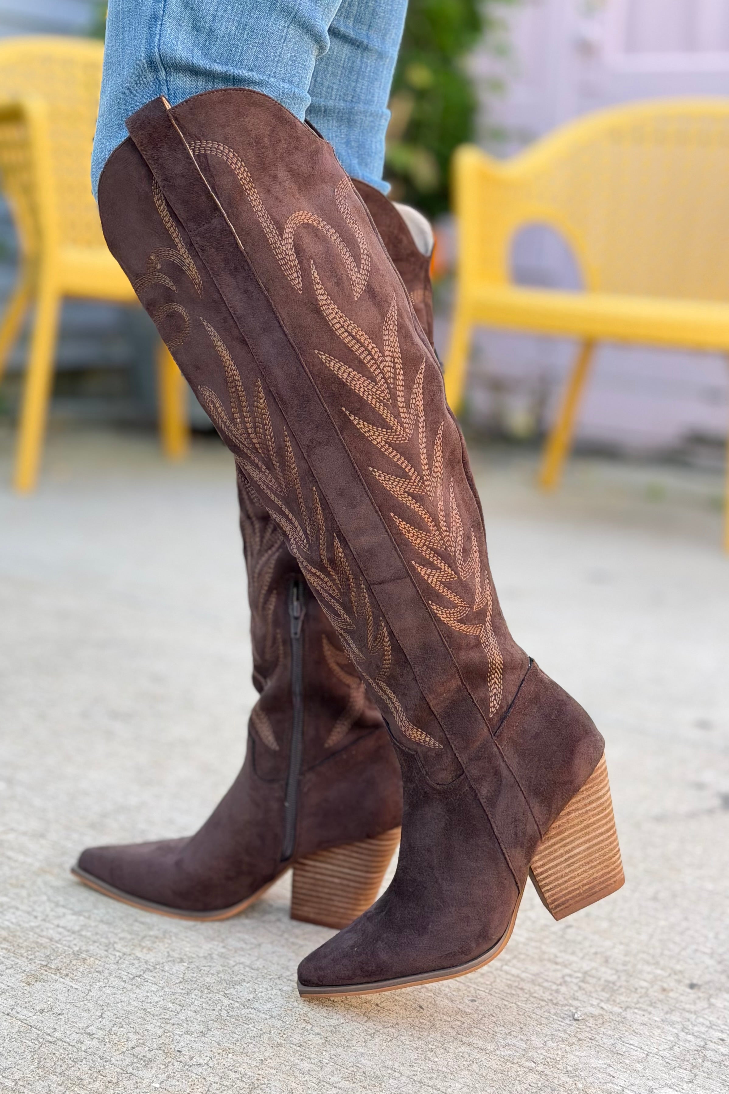 Bronco Knee High Western Boots - Coffee